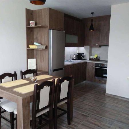 Nev Apart New Velingrad Eksteriør billede